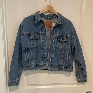 VINTAGE LEVI’S DENIM JACKET